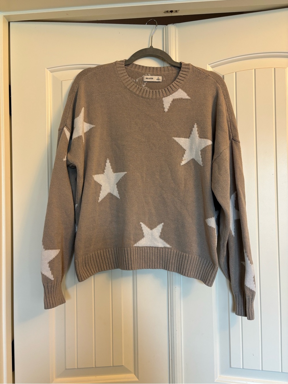 Hollister Taupe Crewneck Sweater with White Star Pattern